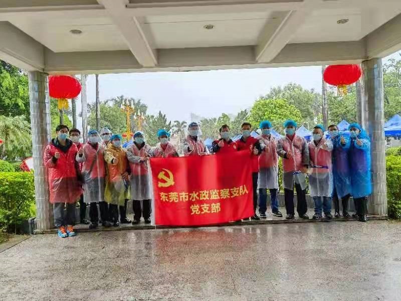 12.通讯稿:2022.3.25 市水政监察支队党支部到石龙镇西湖村开展“双报到”活动 照片 800.jpg